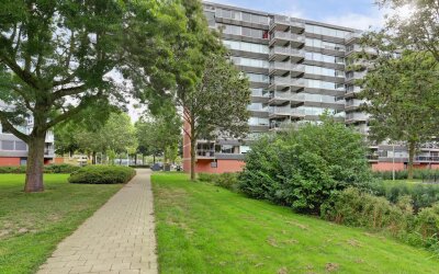 P.J. Oudstraat 198