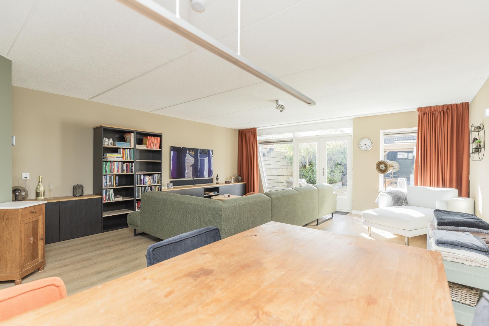Tussenwoning te koop: Ridderspoorhof 4, Papendrecht
