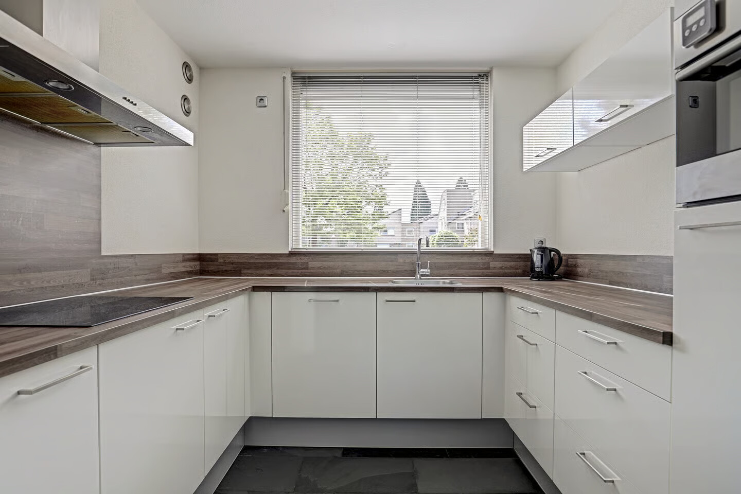 Tussenwoning te koop: Lisdreef 31, Papendrecht