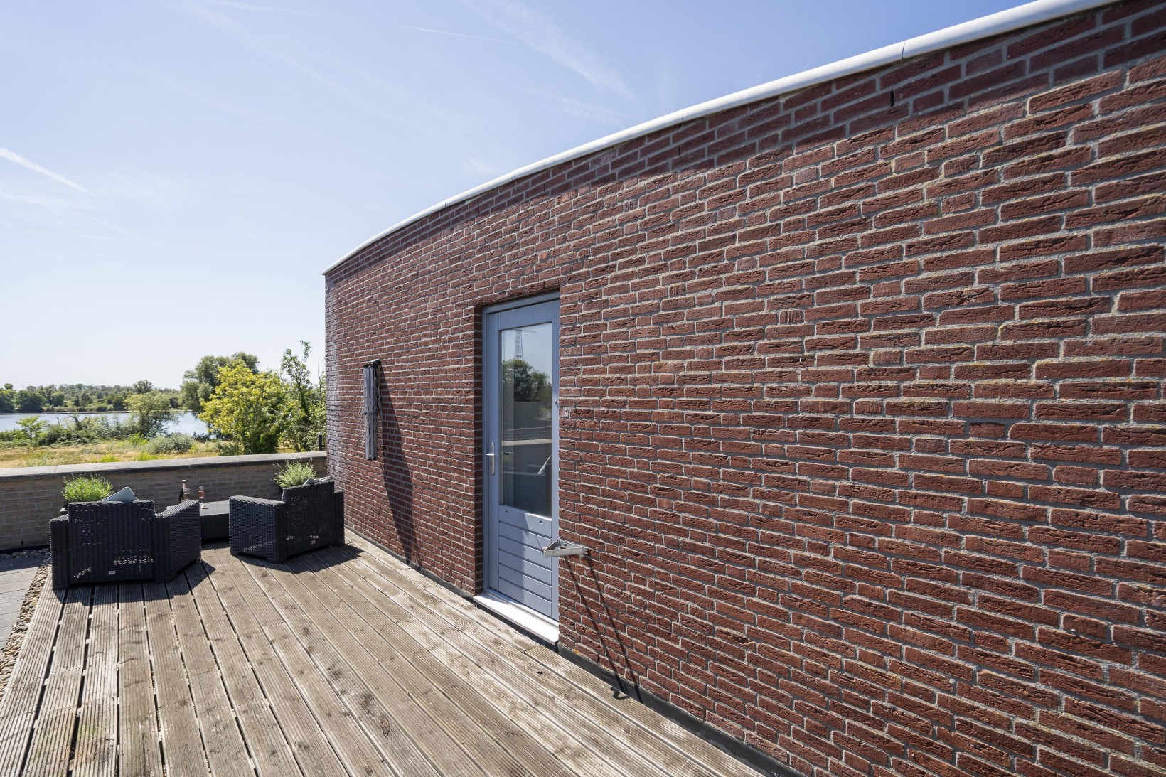 Tussenwoning te koop: Rivierdijk 205, Sliedrecht