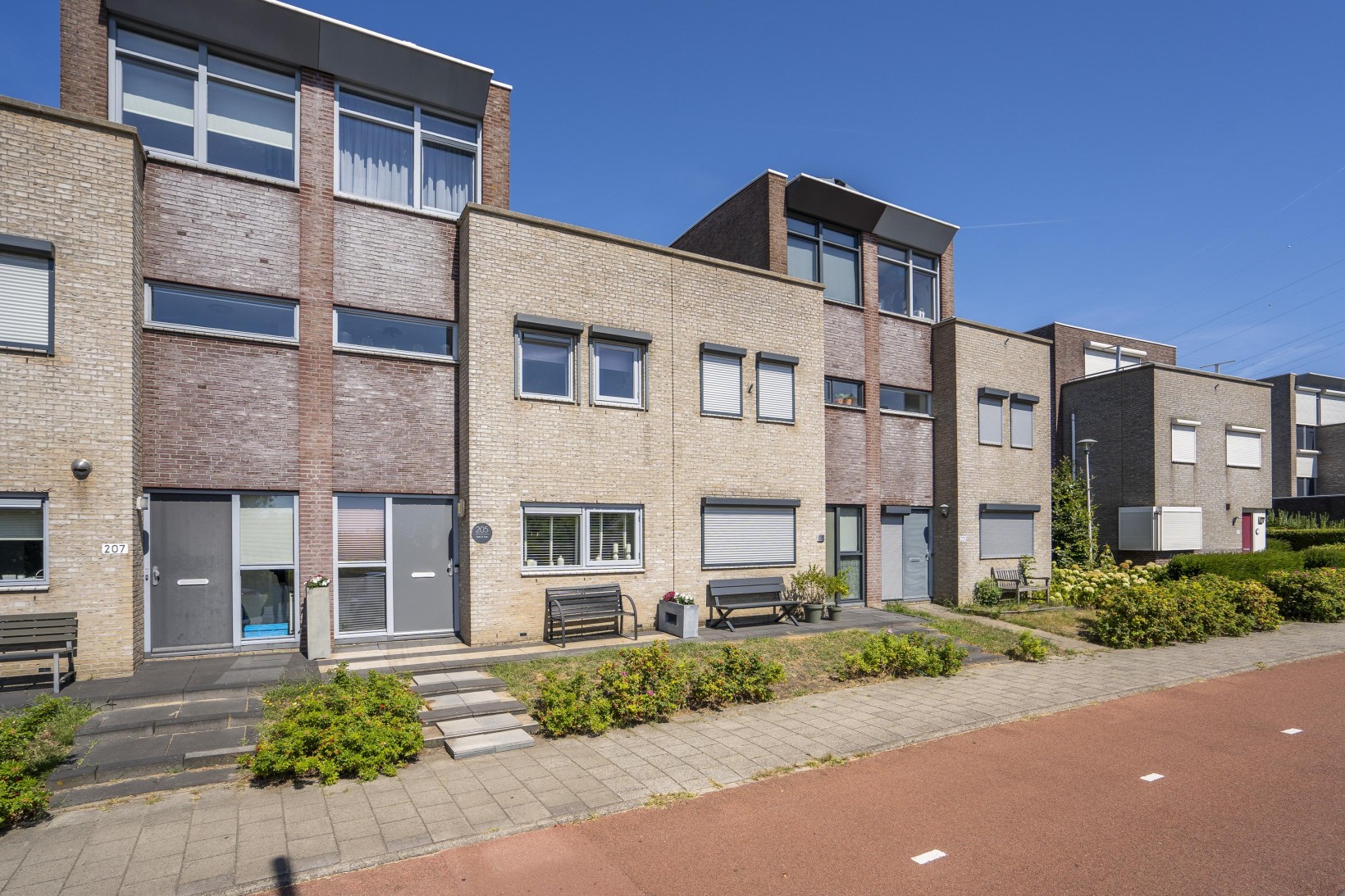 Tussenwoning te koop: Rivierdijk 205, Sliedrecht