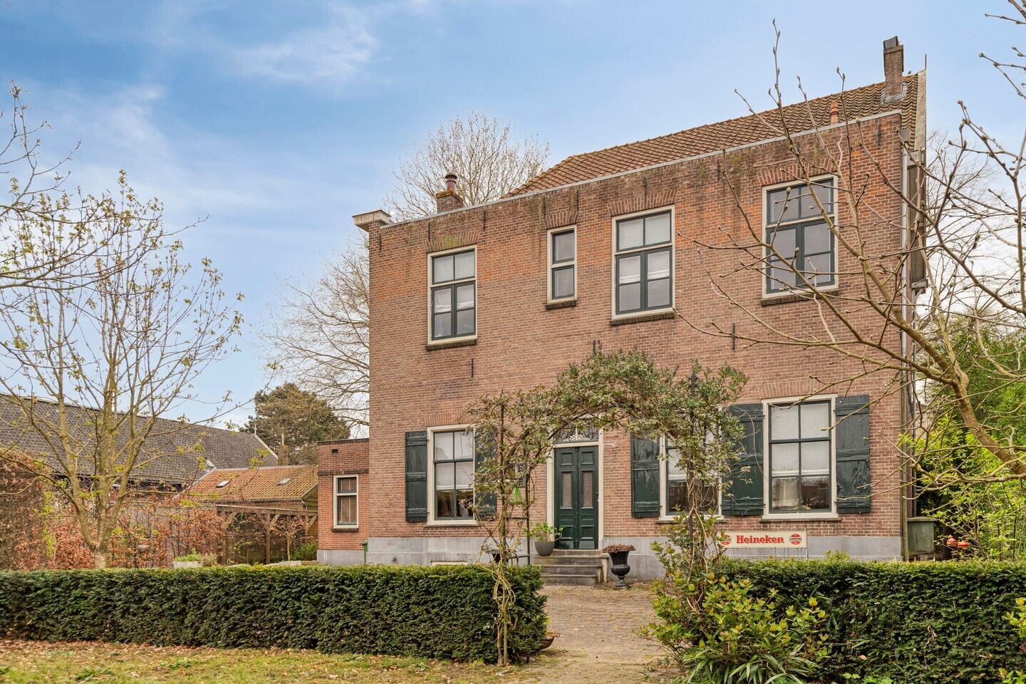 Vrijstaande woning te koop: Kerkbuurt 209, Sliedrecht