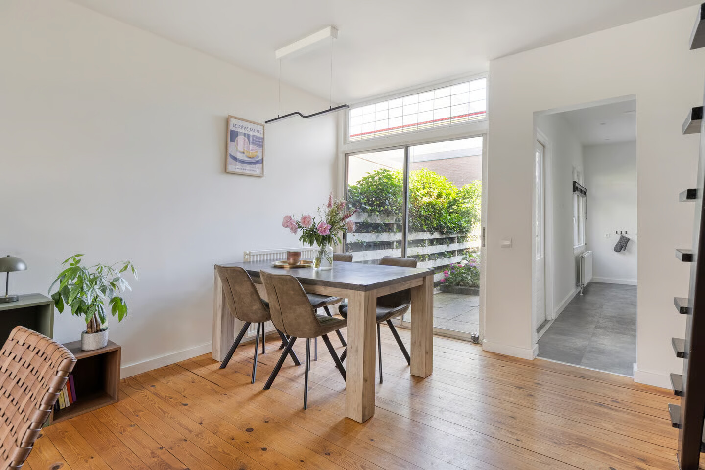 Tussenwoning te koop: Dwarsstraat 7, Sliedrecht