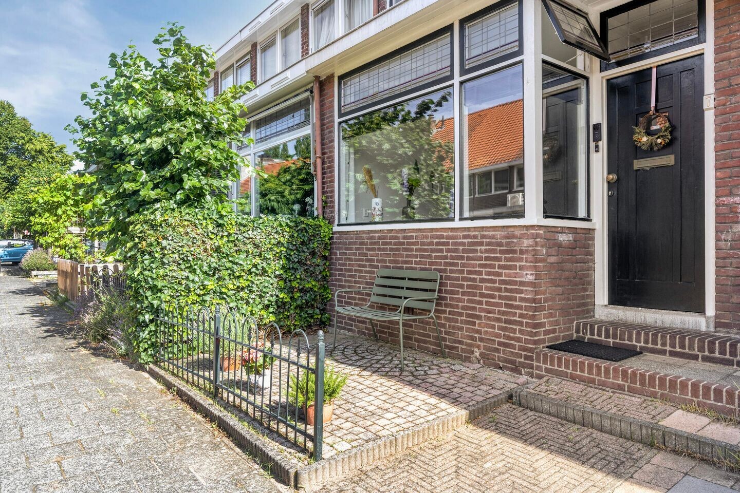 Tussenwoning te koop: Dwarsstraat 7, Sliedrecht