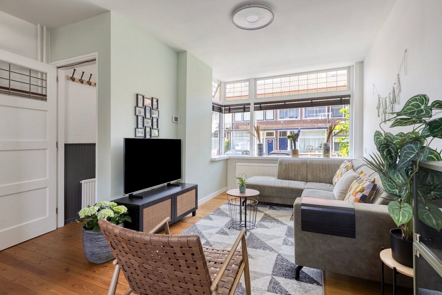 Tussenwoning te koop: Dwarsstraat 7, Sliedrecht