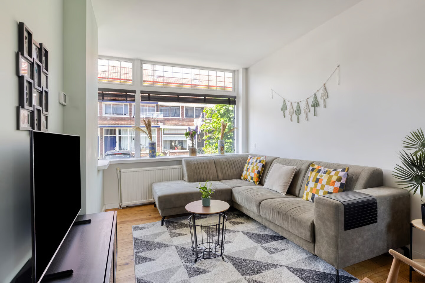 Tussenwoning te koop: Dwarsstraat 7, Sliedrecht