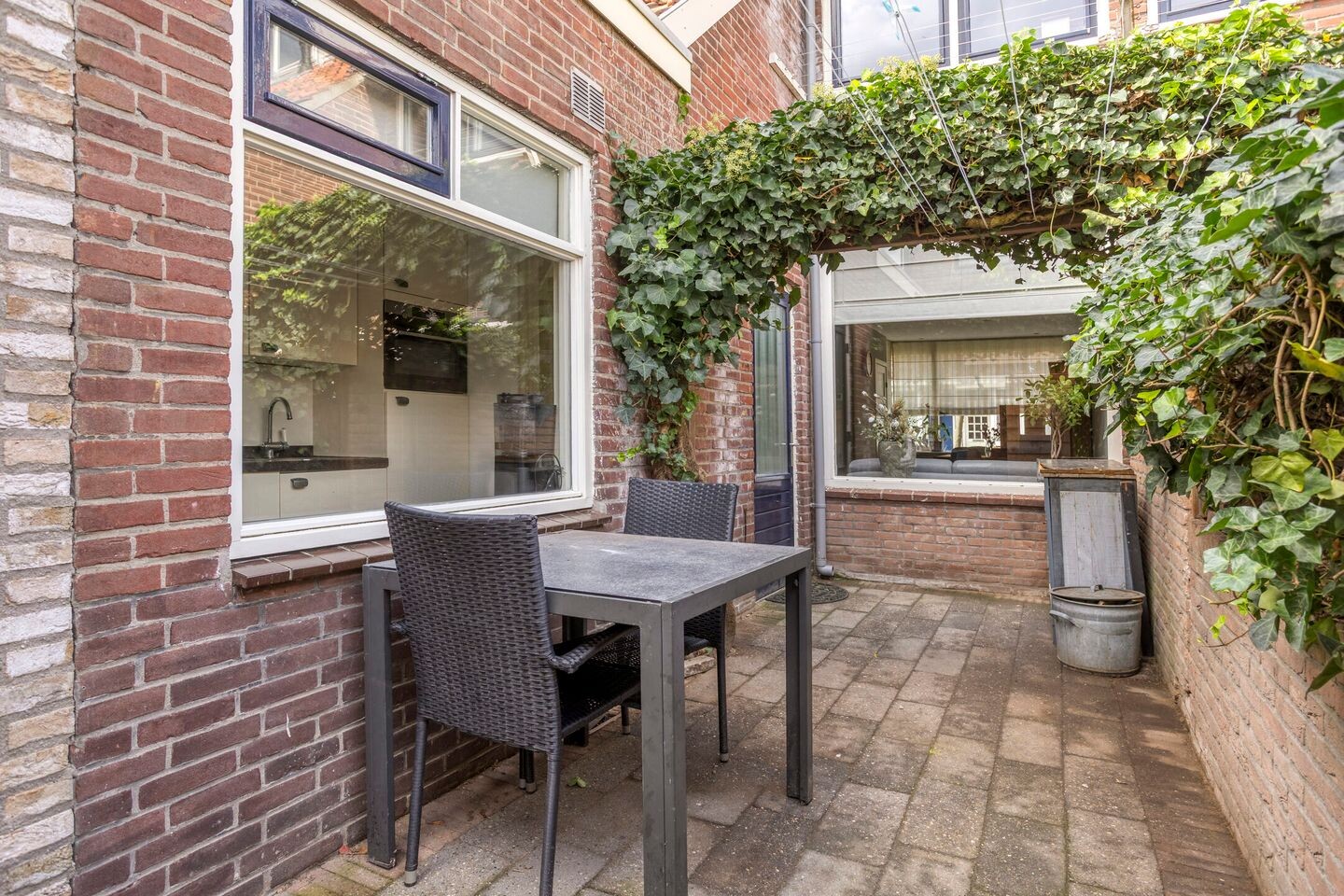 Tussenwoning te koop: Rijshoutstraat 26, Sliedrecht