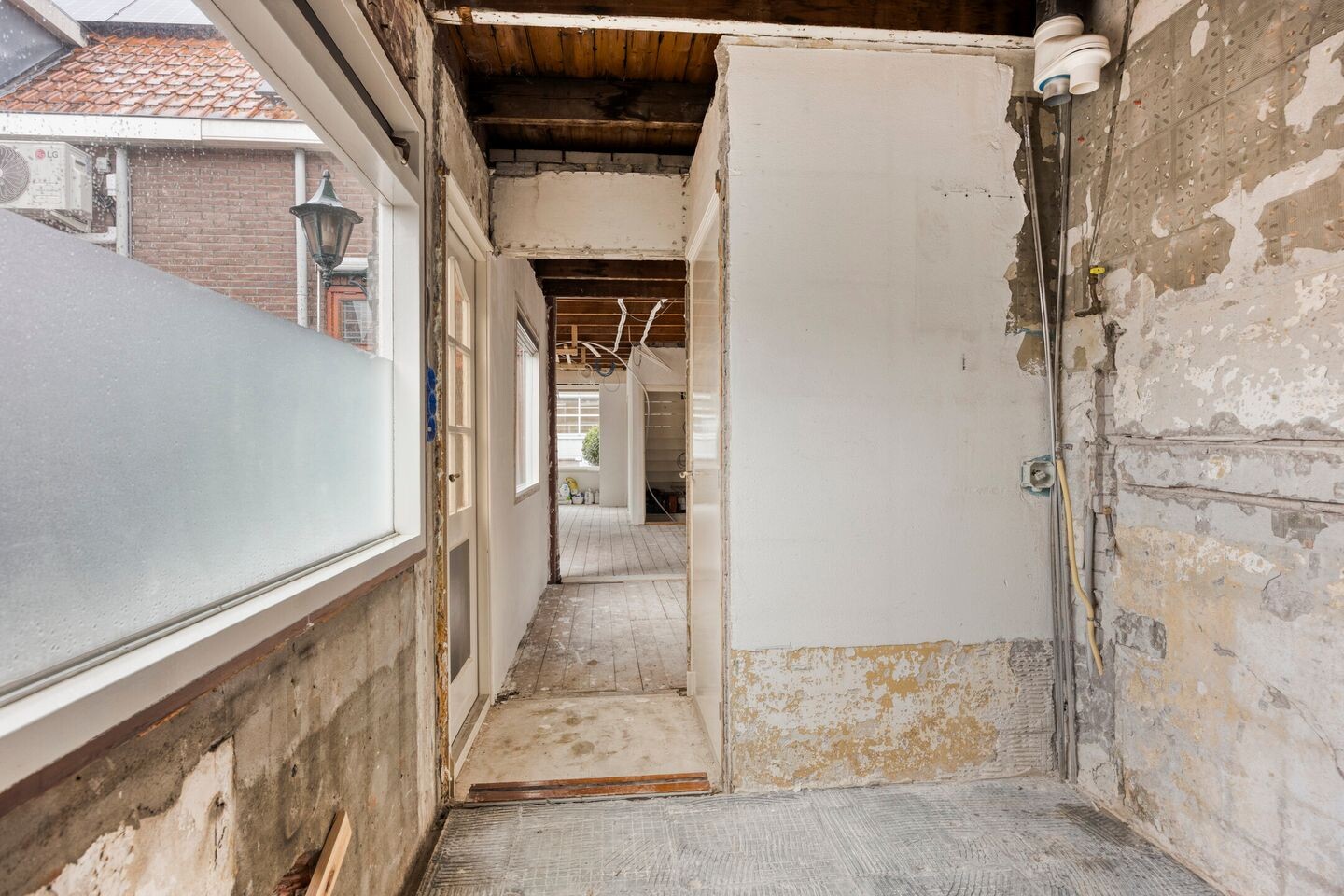 Twee-onder-één-kap te koop: P. Rijsdijkstraat 8, Sliedrecht