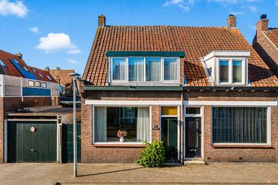 Admiraal de Ruyterstraat 55