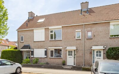 P.A. de Genestetstraat 49
