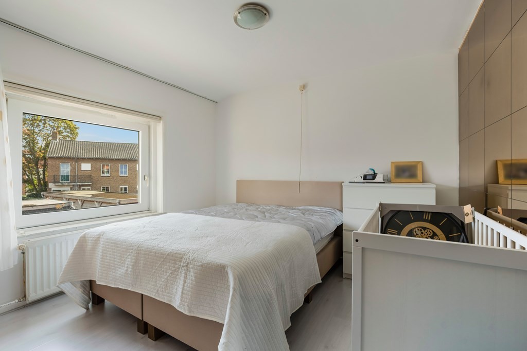 Tussenwoning te koop: Jacob Catsstraat 5, Sliedrecht