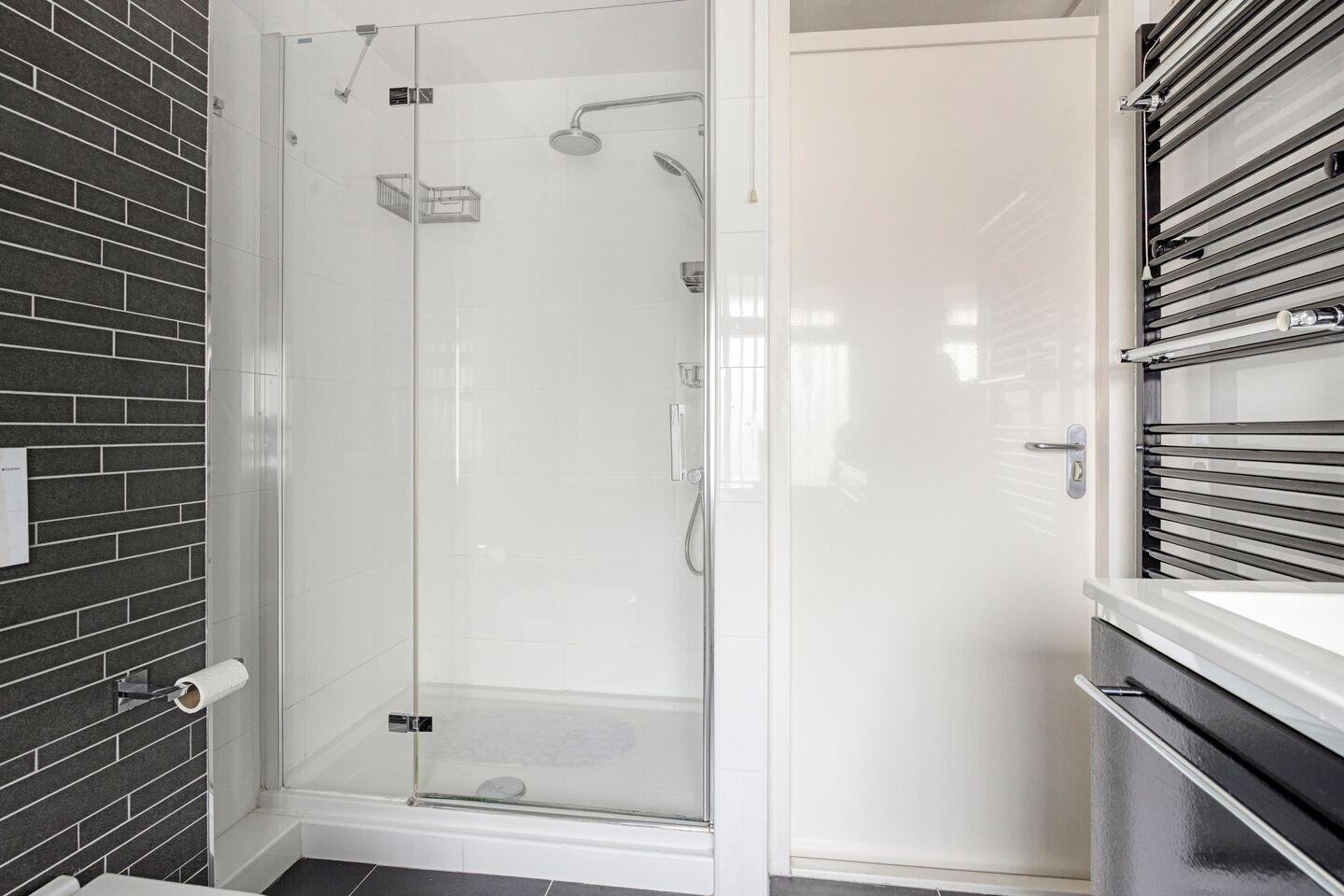 Tussenwoning te koop: Locksweer 29, Sliedrecht