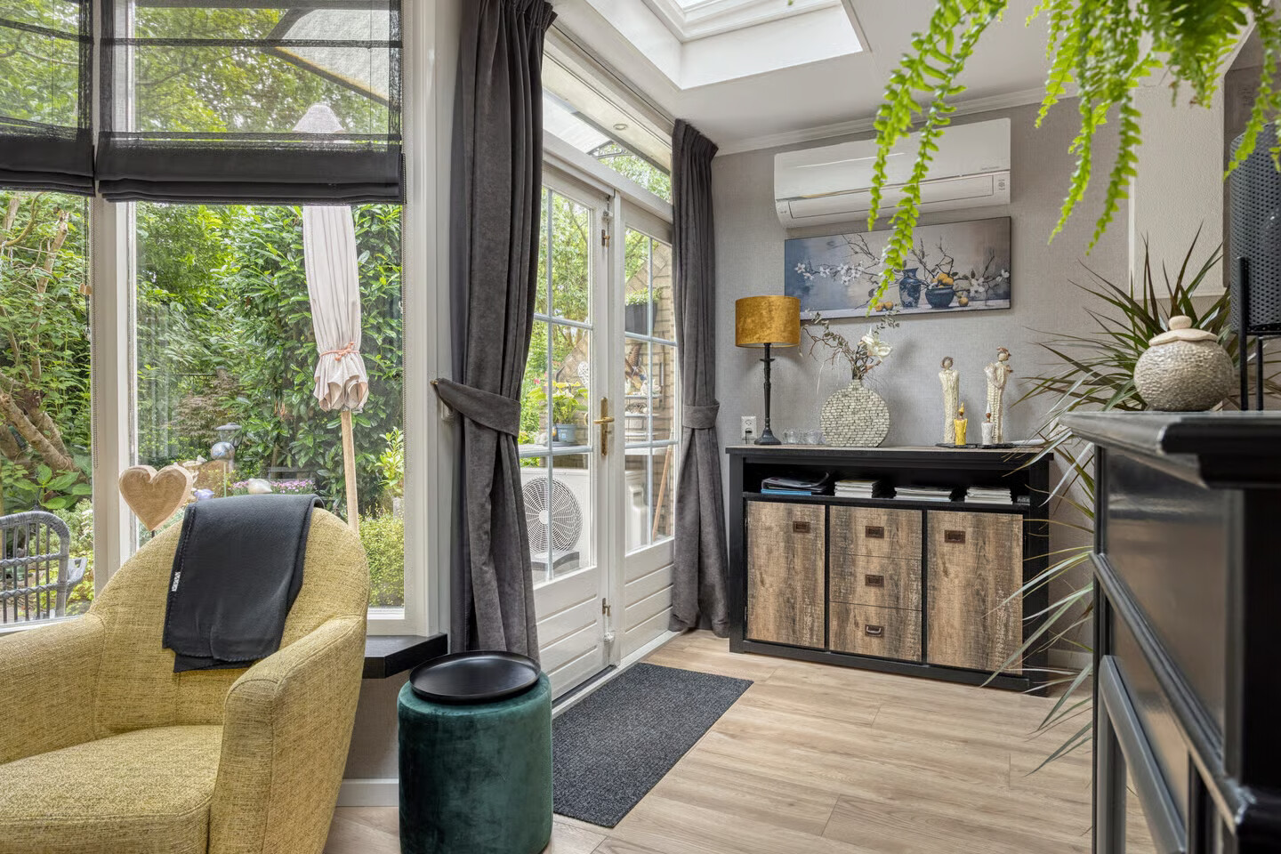 Tussenwoning te koop: Locksweer 29, Sliedrecht