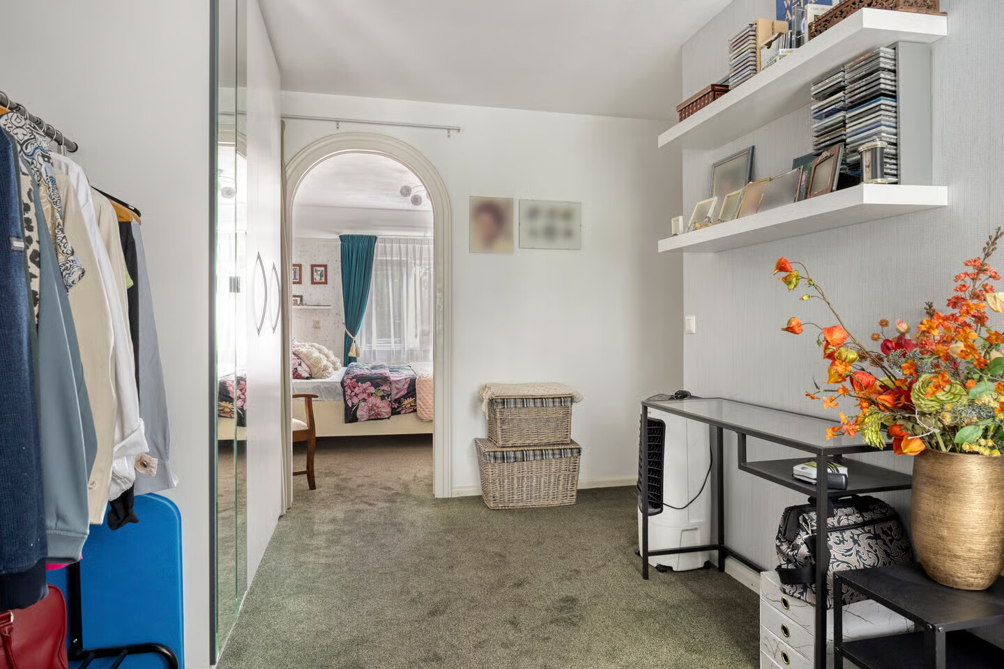 Tussenwoning te koop: Locksweer 29, Sliedrecht