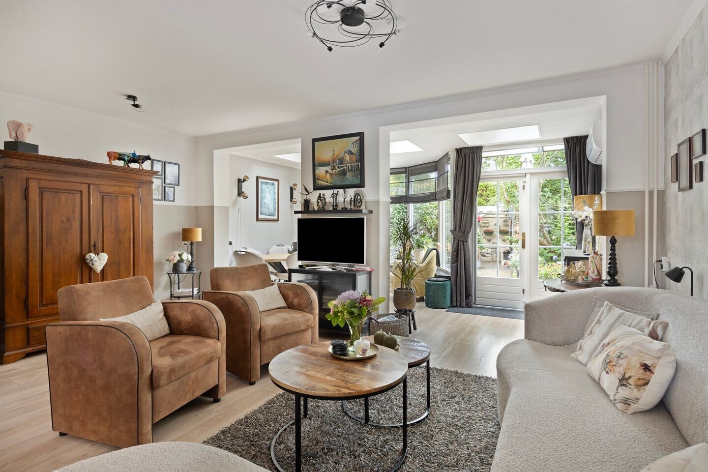Tussenwoning te koop: Locksweer 29, Sliedrecht