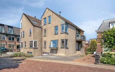 Damstraat 38