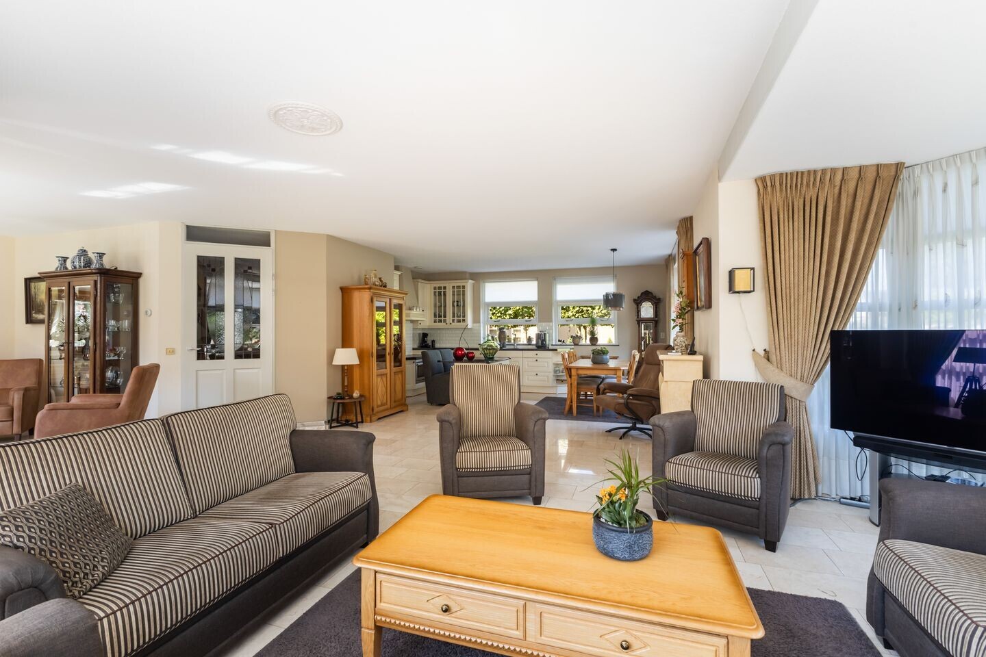 Vrijstaande woning te koop: Kerkweg 48, Hardinxveld-Giessendam