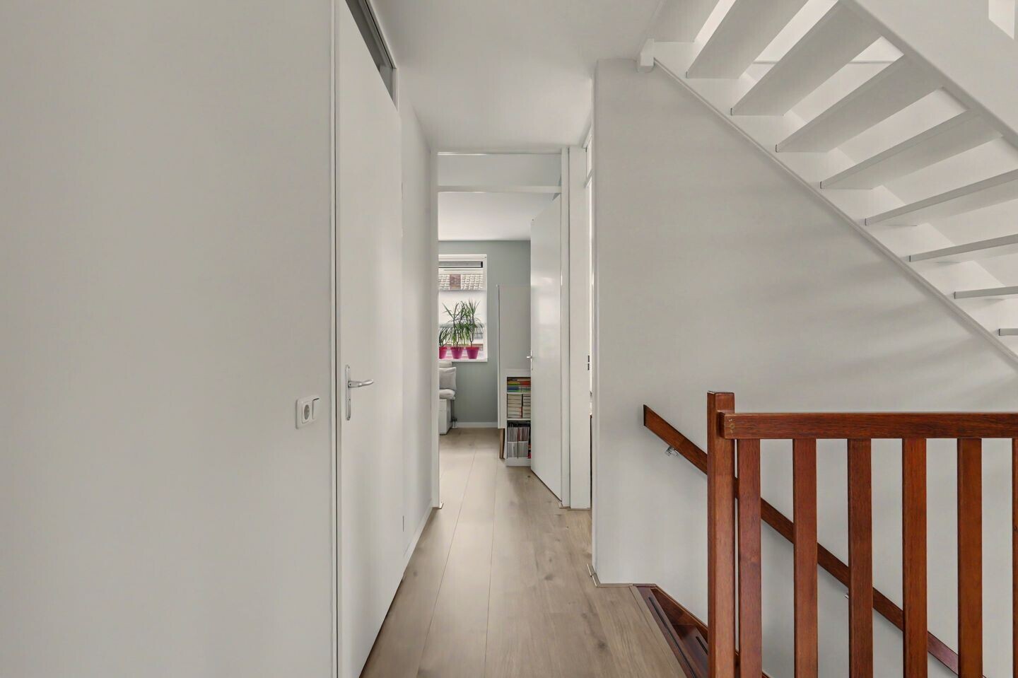 Hoekwoning te koop: Kerkweg 50A, Hardinxveld-Giessendam
