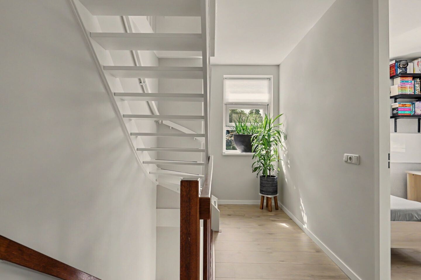 Hoekwoning te koop: Kerkweg 50A, Hardinxveld-Giessendam