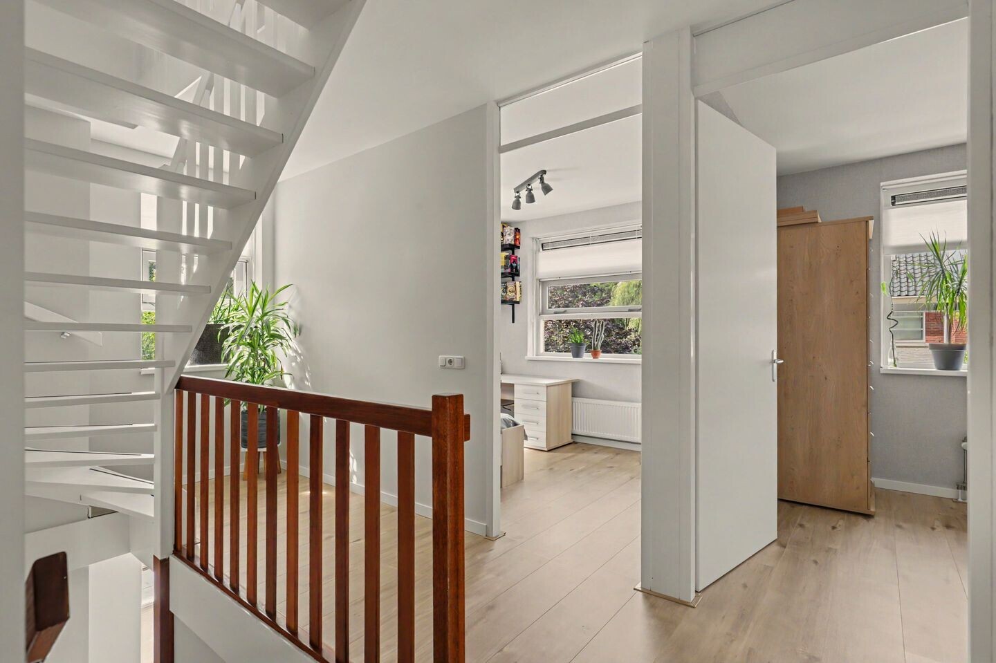 Hoekwoning te koop: Kerkweg 50A, Hardinxveld-Giessendam