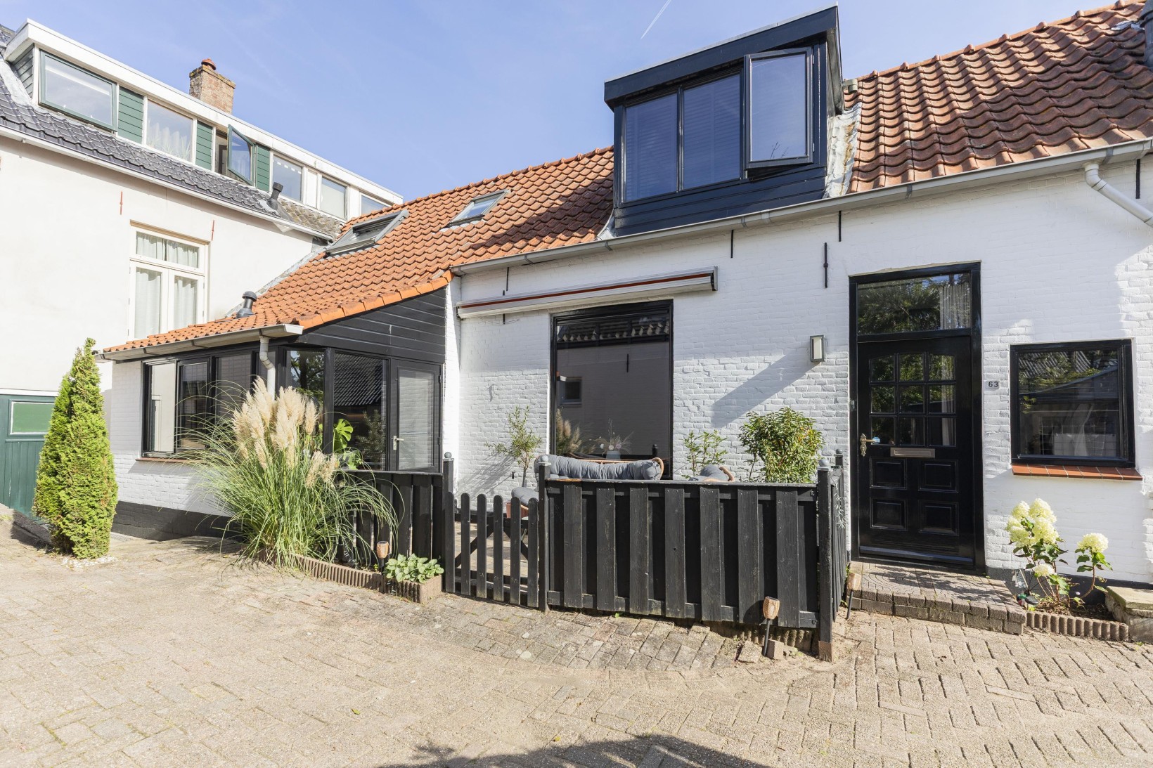Tussenwoning te koop: Peulenstraat-zuid 63, Hardinxveld-Giessendam