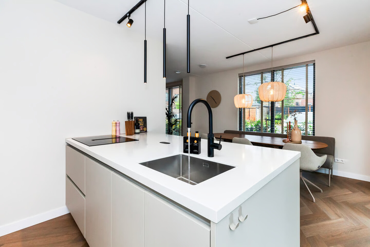 Vrijstaande woning te koop: Smeltoven 1, Hardinxveld-Giessendam