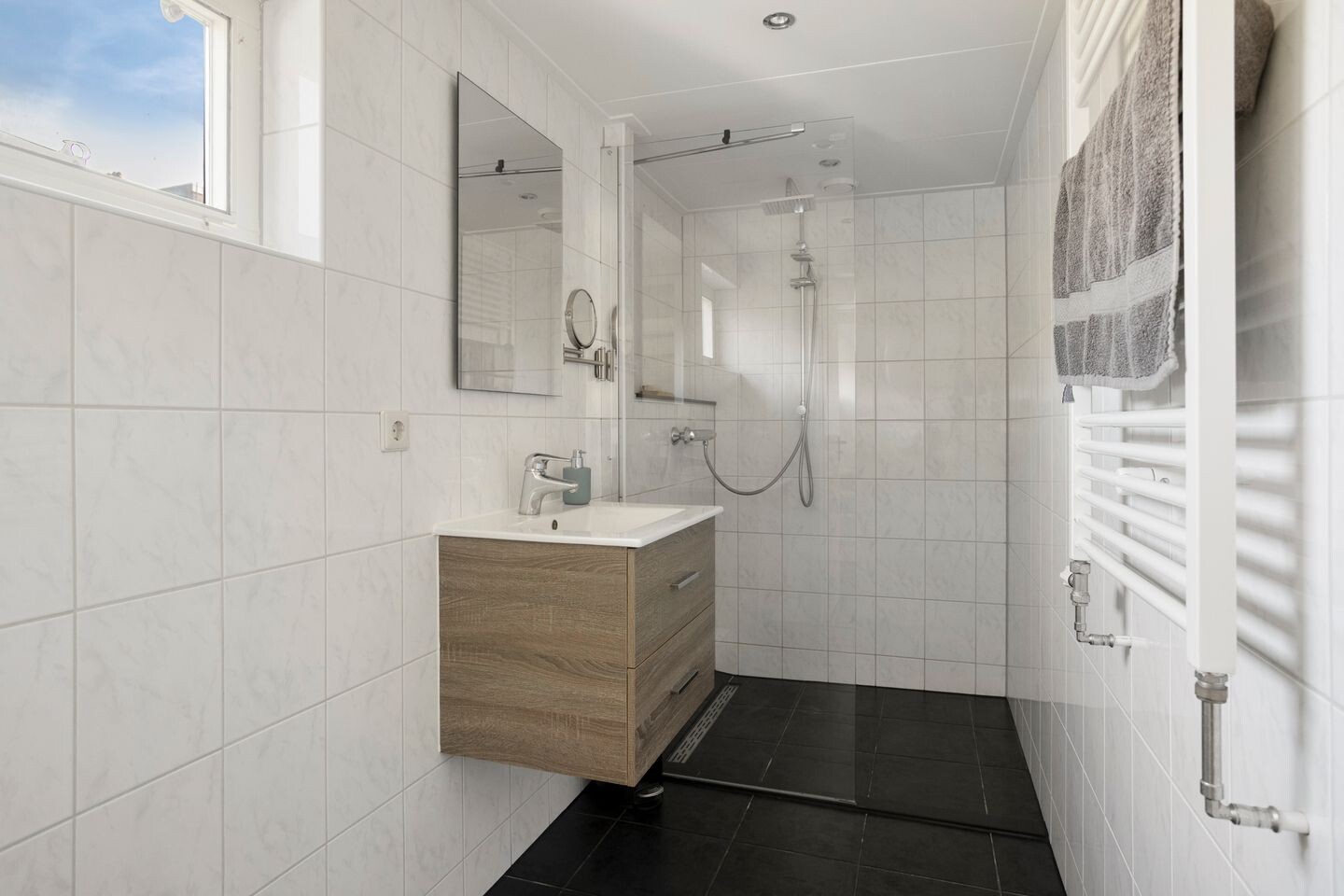 Tussenwoning te koop: Rivierdijk 651, Hardinxveld-Giessendam