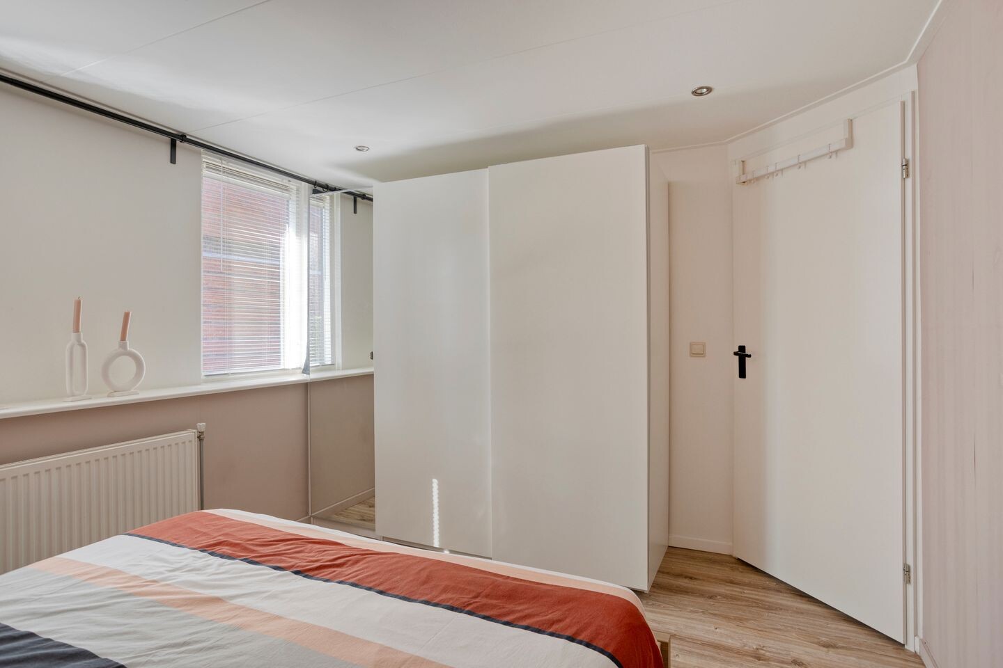 Tussenwoning te koop: Rivierdijk 651, Hardinxveld-Giessendam