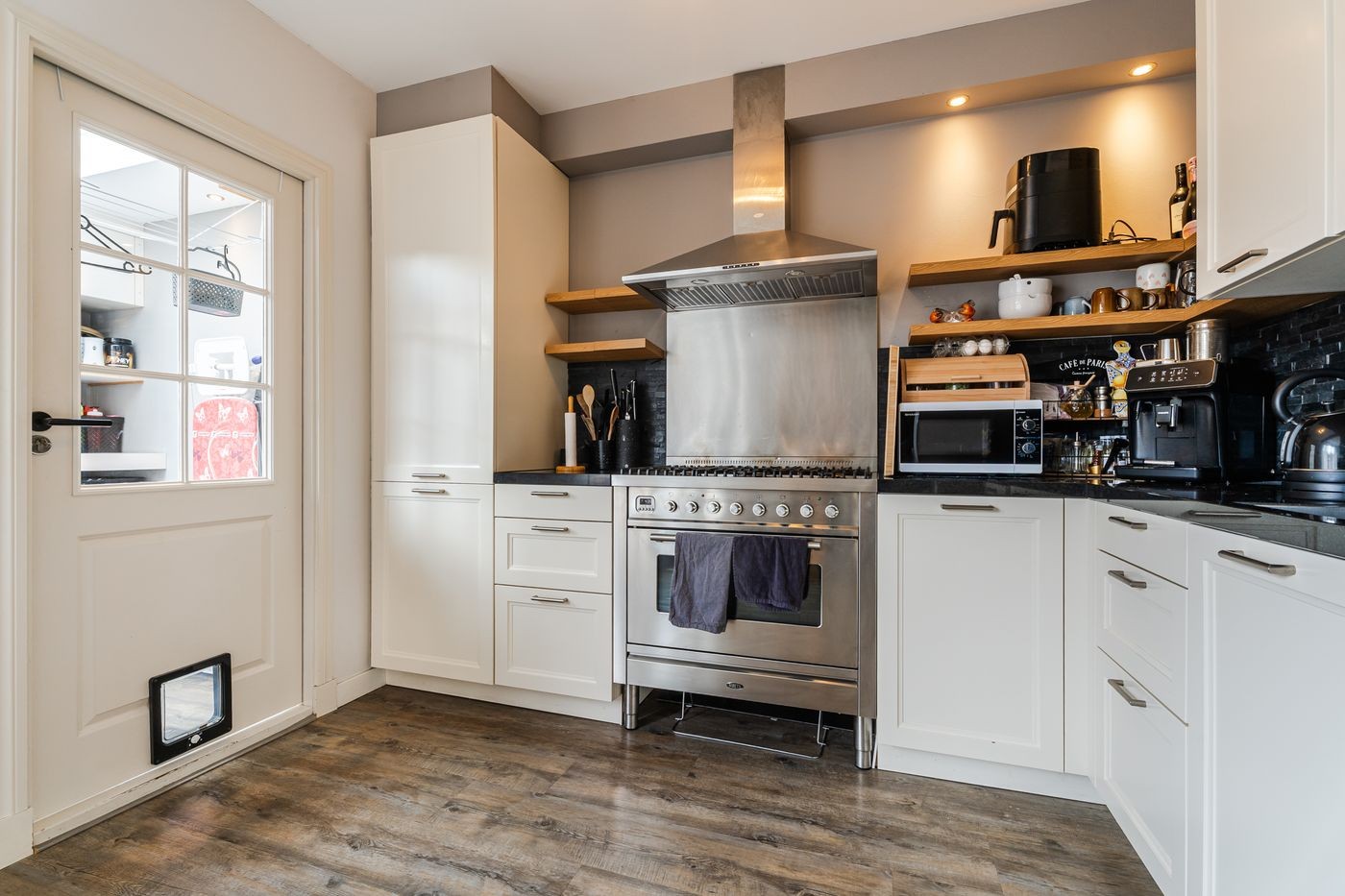 Tussenwoning te koop: Neptunusstraat 12, Hardinxveld-Giessendam