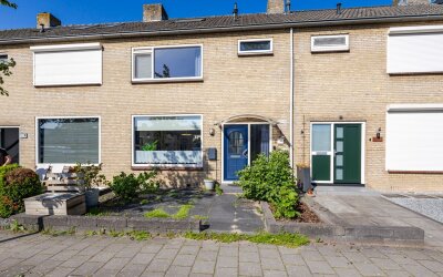 van Brederodestraat 6