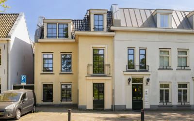 Kronenburgp. 12-B