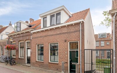 Voorstraat 13