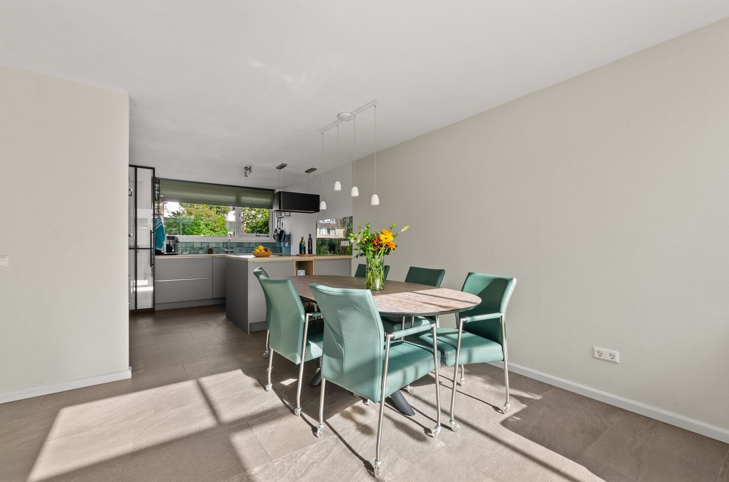 Tussenwoning te koop: Engelandstraat 15, Ijsselstein