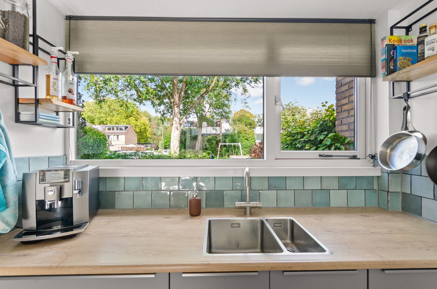 Tussenwoning te koop: Engelandstraat 15, Ijsselstein