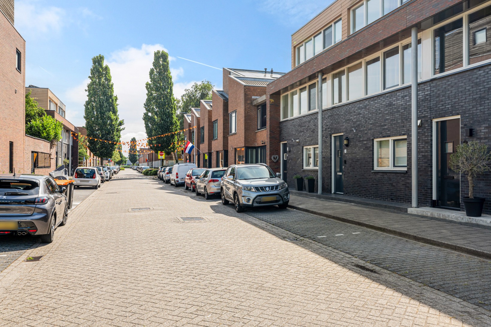 Hoekwoning te koop: Hendrik van Lunterenstraat 2, Ijsselstein