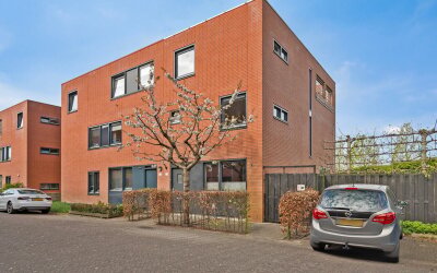 Van Houtenstraat 23