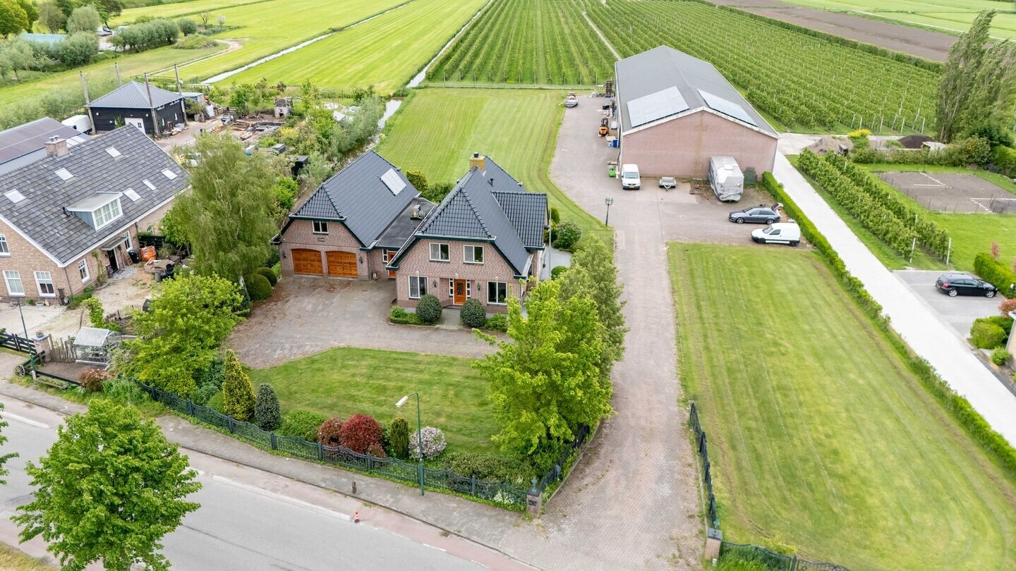 Vrijstaande woning te koop: Dorp 83, Benschop