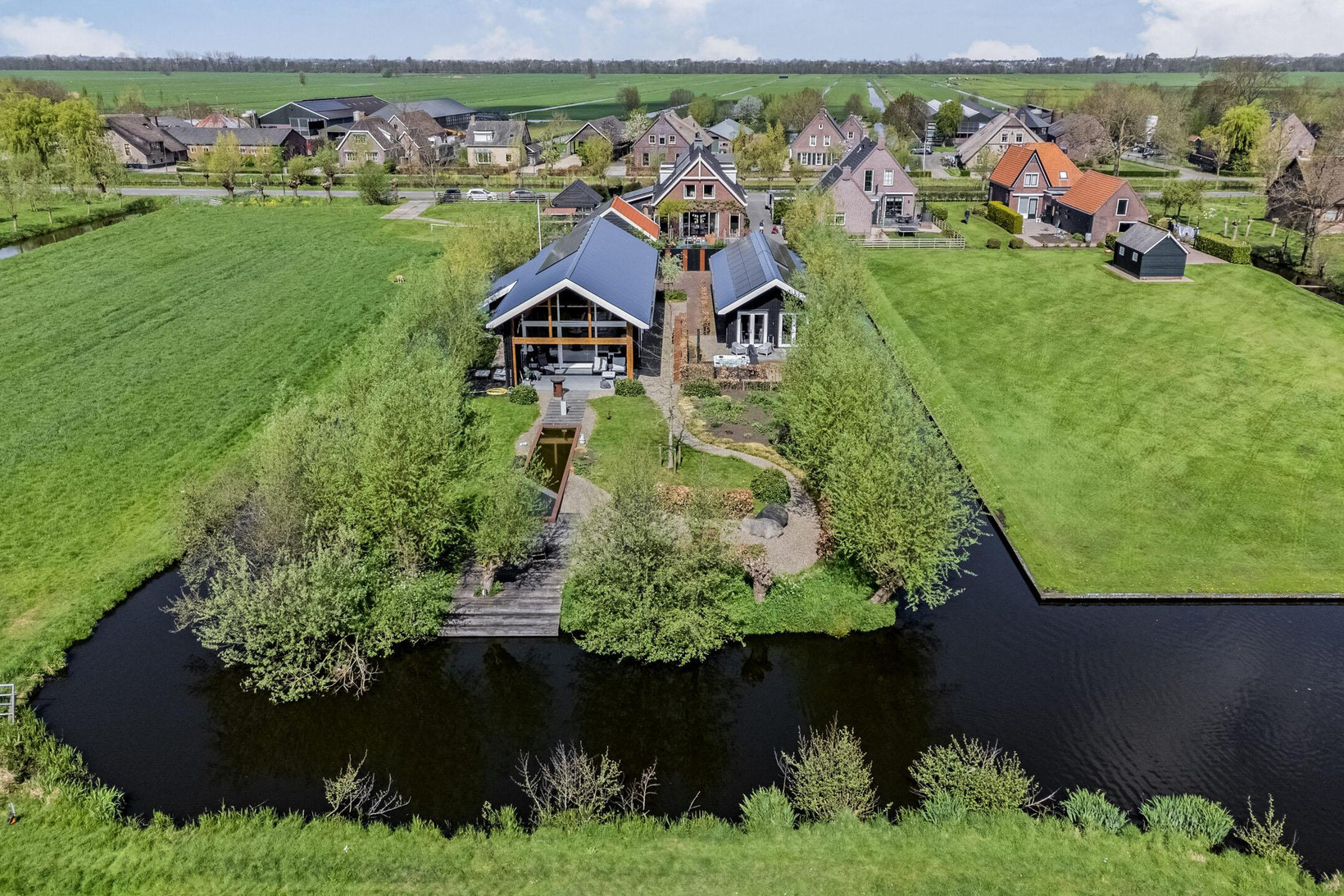 Vrijstaande woning te koop: Zuidzijdseweg 146, Polsbroek