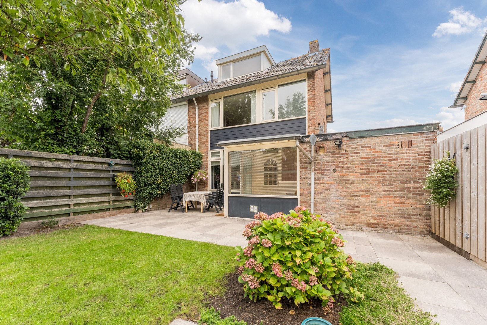 Hoekwoning te koop: Godfried van Rhenenlaan 39, Montfoort