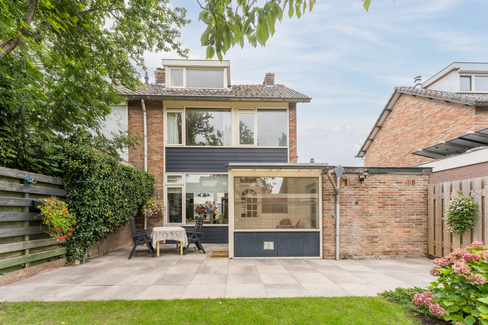 Hoekwoning te koop: Godfried van Rhenenlaan 39, Montfoort