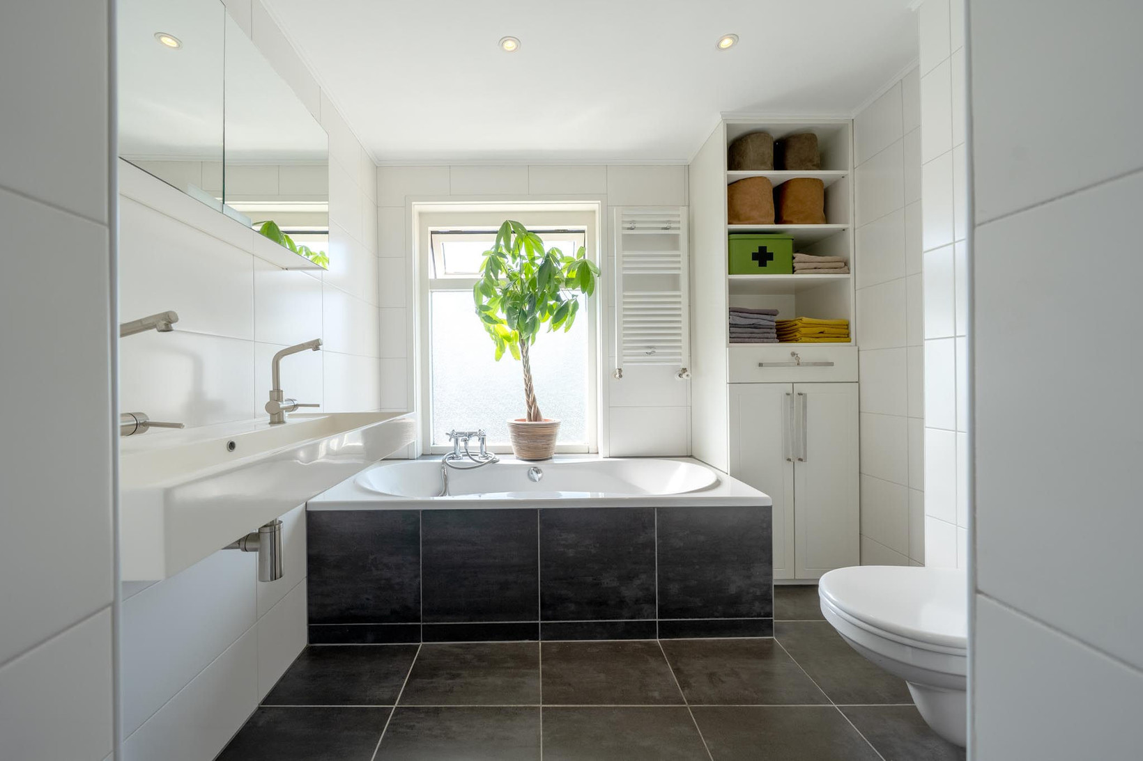 Tussenwoning te koop: Lieve Vrouwegracht 27, Montfoort