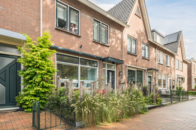 Om 't Hof 3