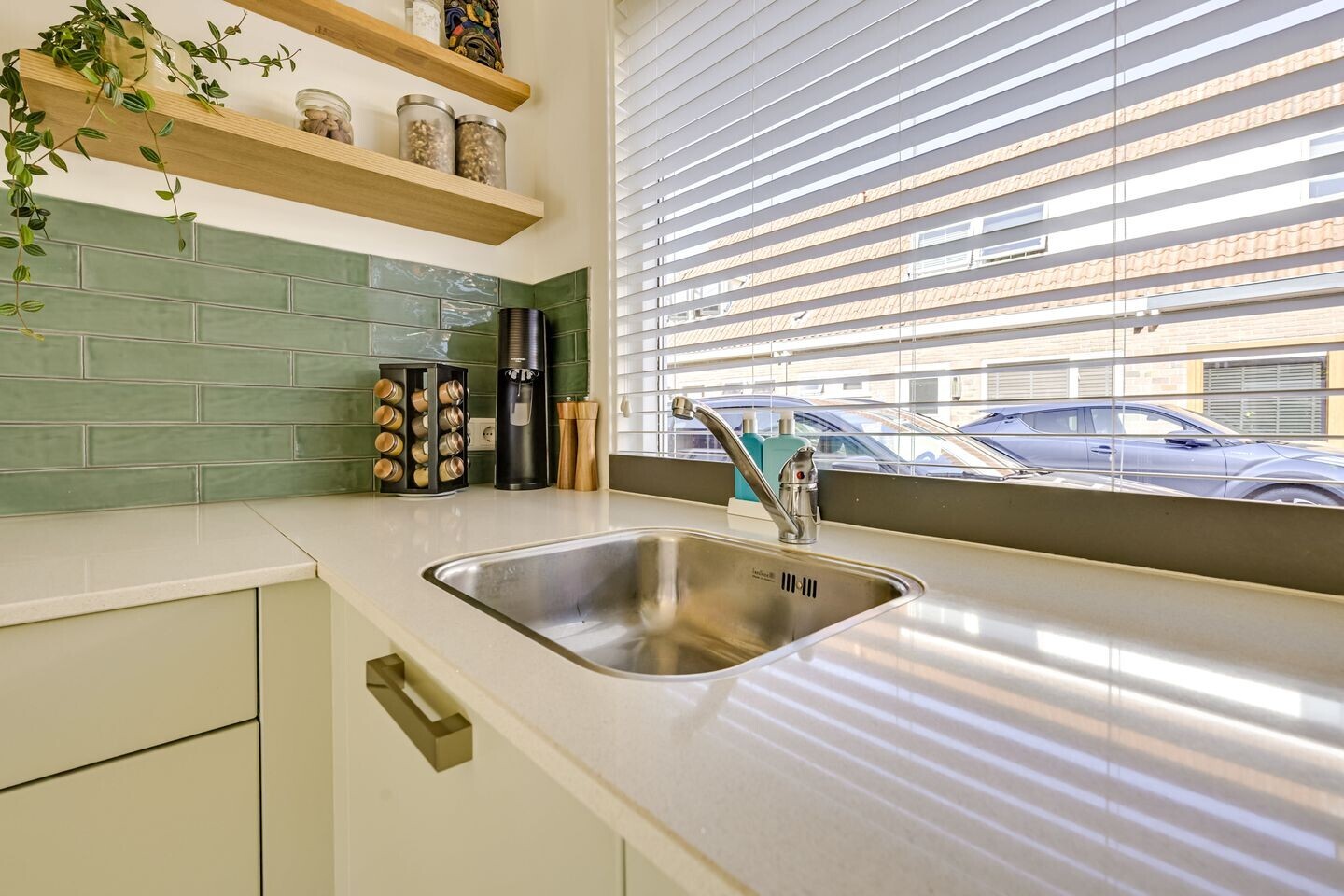Tussenwoning te koop: Stormerdijkstraat 41, Nieuwegein