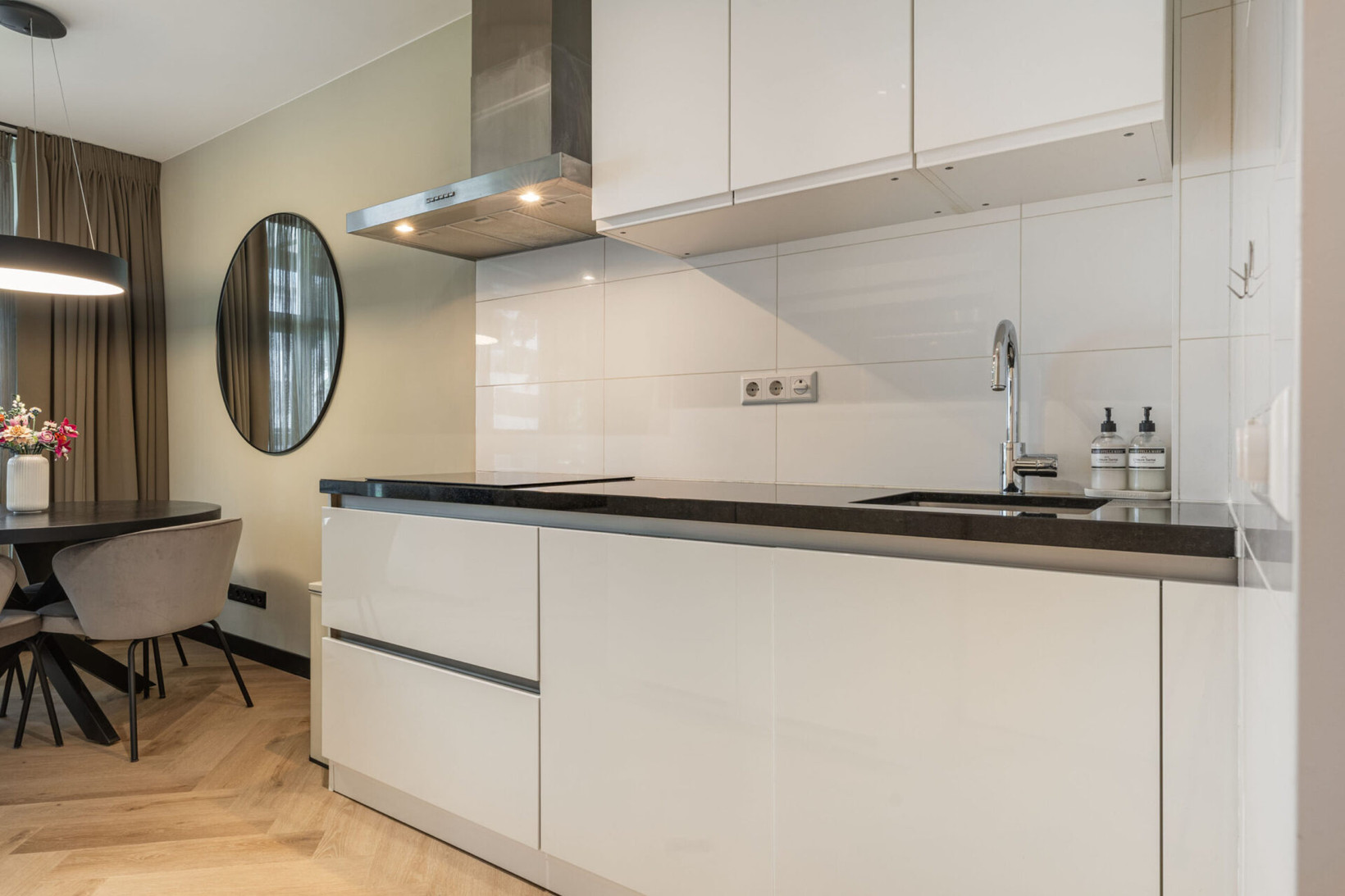 Studio te koop: Veenwal 140, Nieuwegein