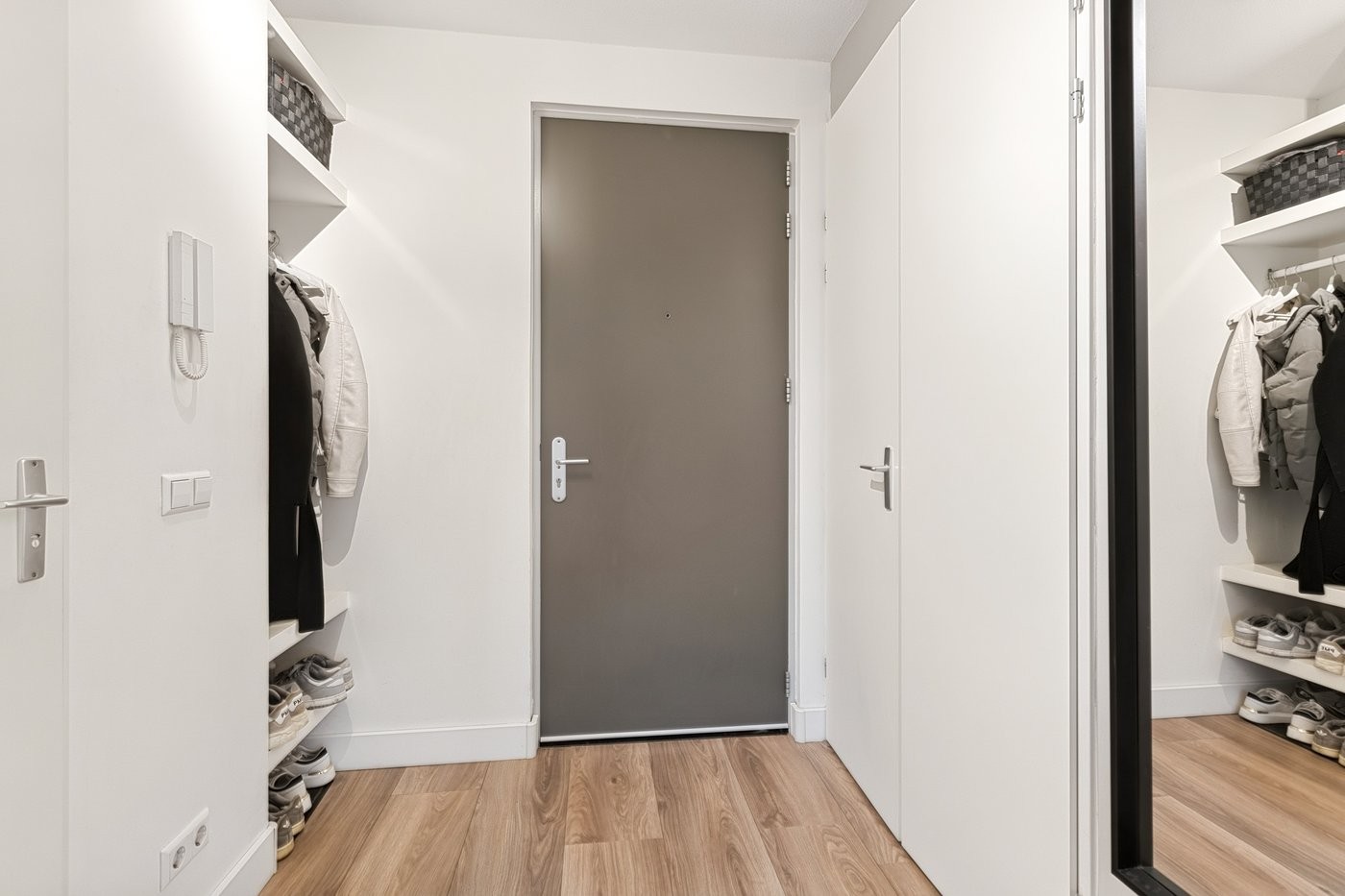 Appartement te koop: Veenwal 150, Nieuwegein