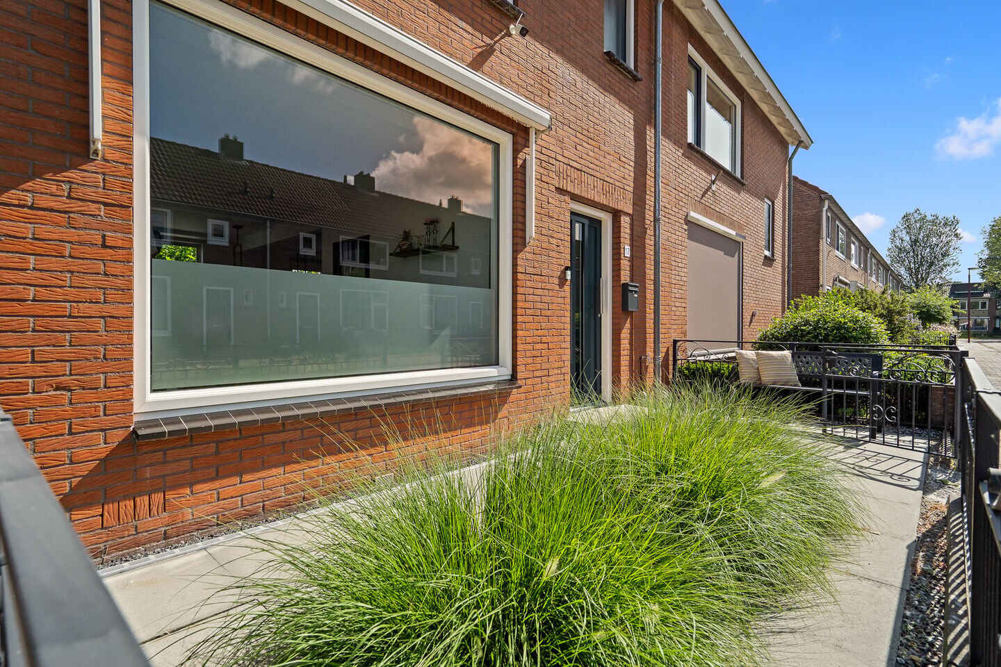 Tussenwoning te koop: Bernhardstraat 17, Nieuwegein