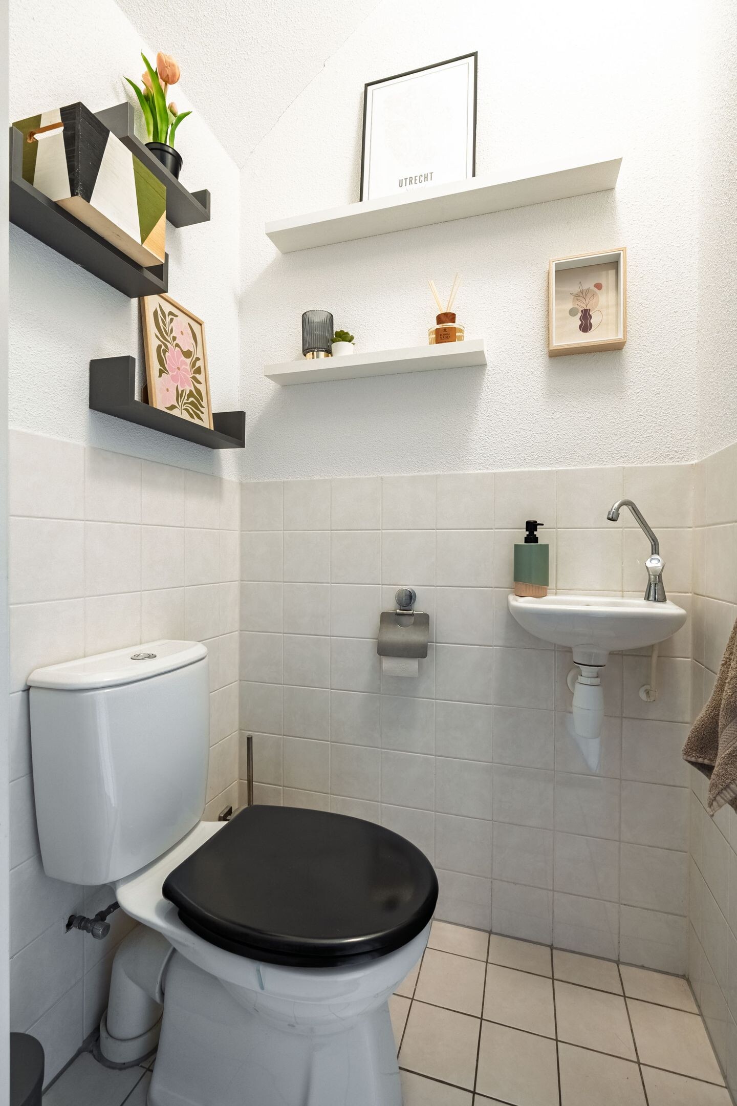 Tussenwoning te koop: Wierselaan 201, Nieuwegein
