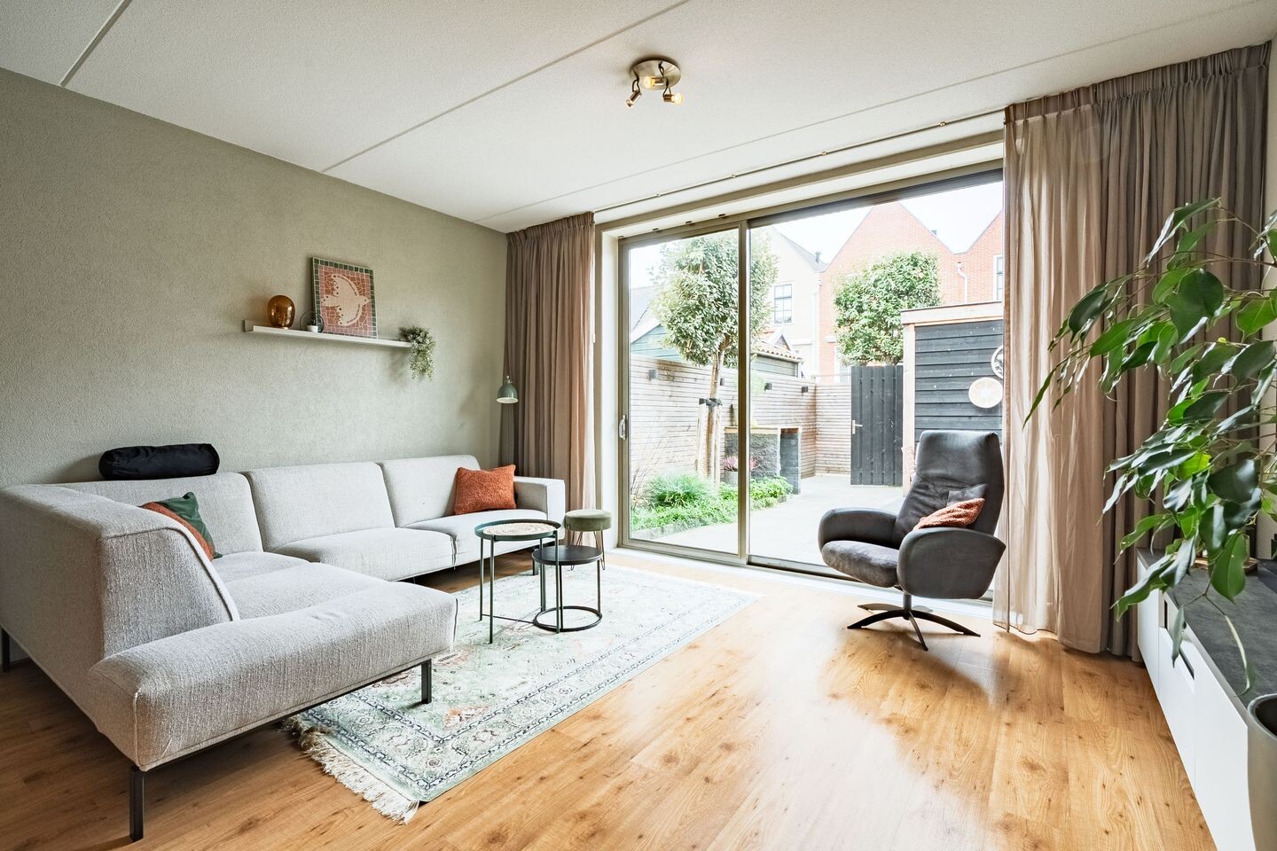 Tussenwoning te koop: Wierselaan 201, Nieuwegein
