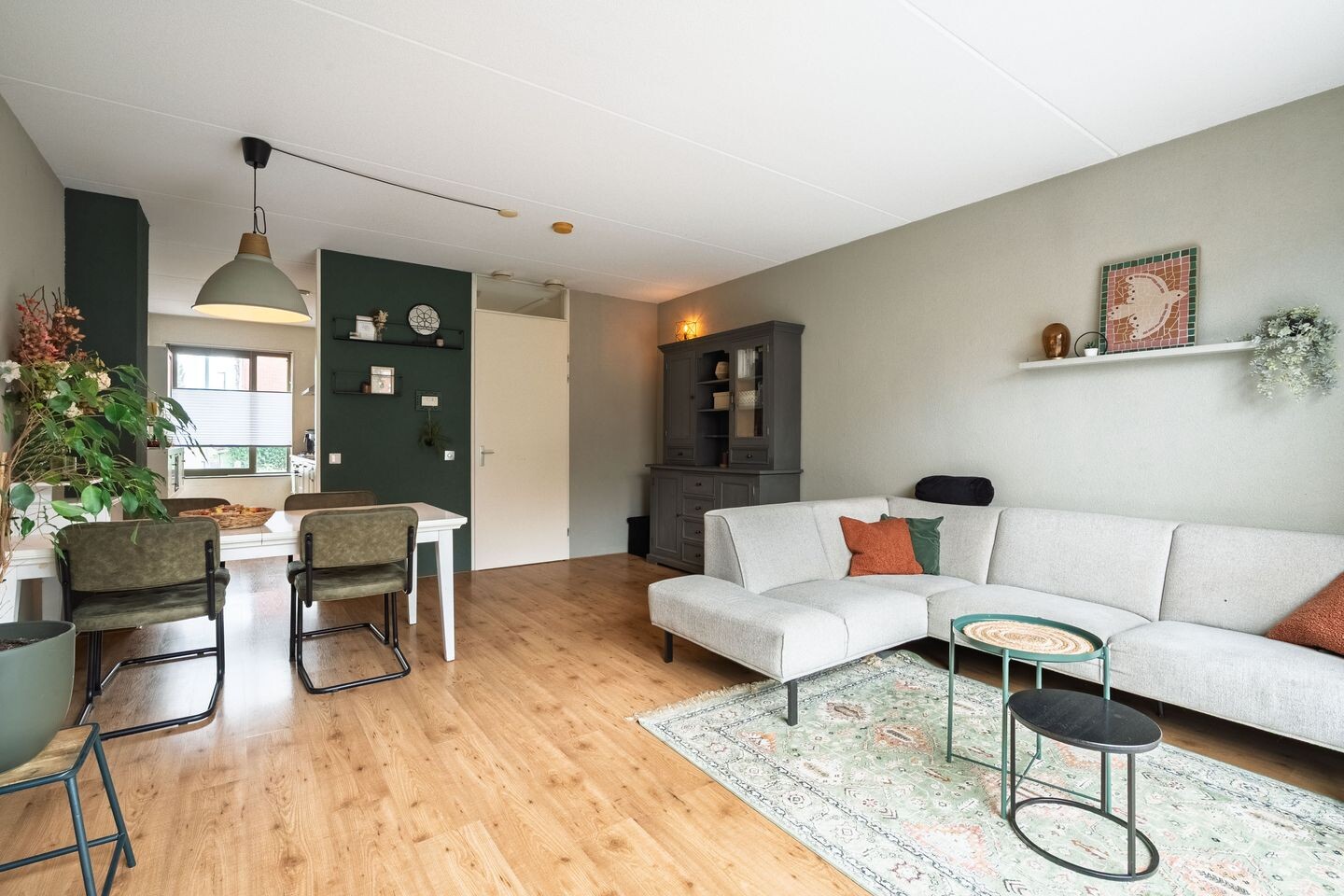 Tussenwoning te koop: Wierselaan 201, Nieuwegein