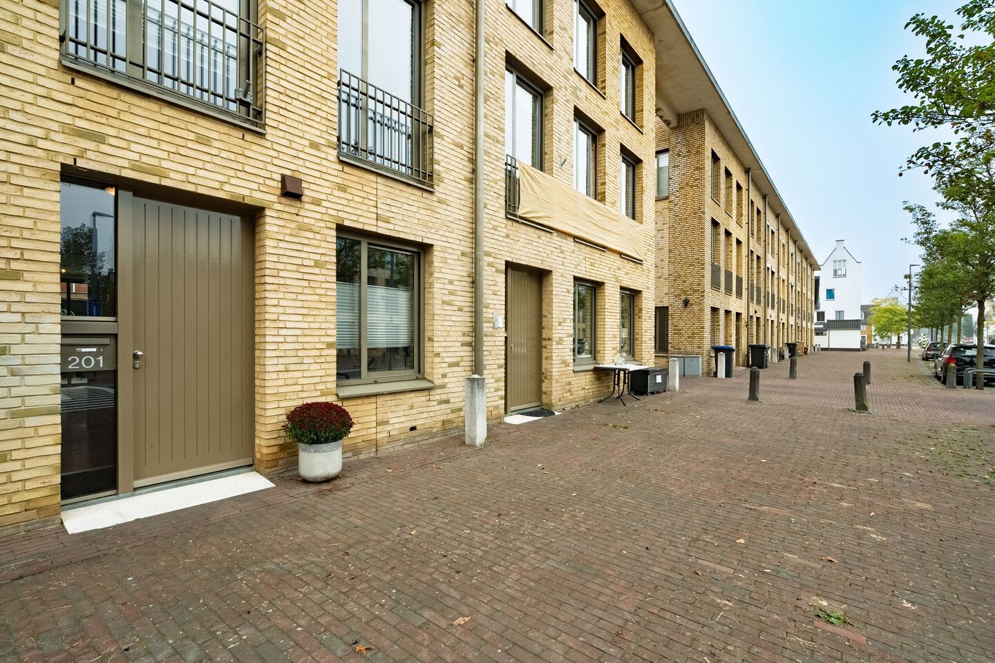 Tussenwoning te koop: Wierselaan 201, Nieuwegein